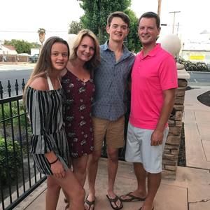 Meet your Posher, Kari